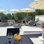 ホテル Enea カットーリカ