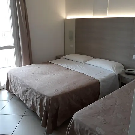 Hotel Enea 3*